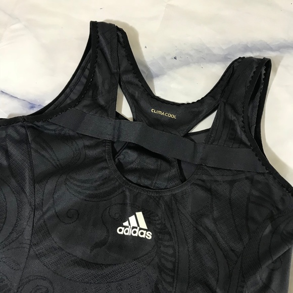 Adidas Black Swirl Print Tank Top w/ Built in Bra - Picture 7 of 8